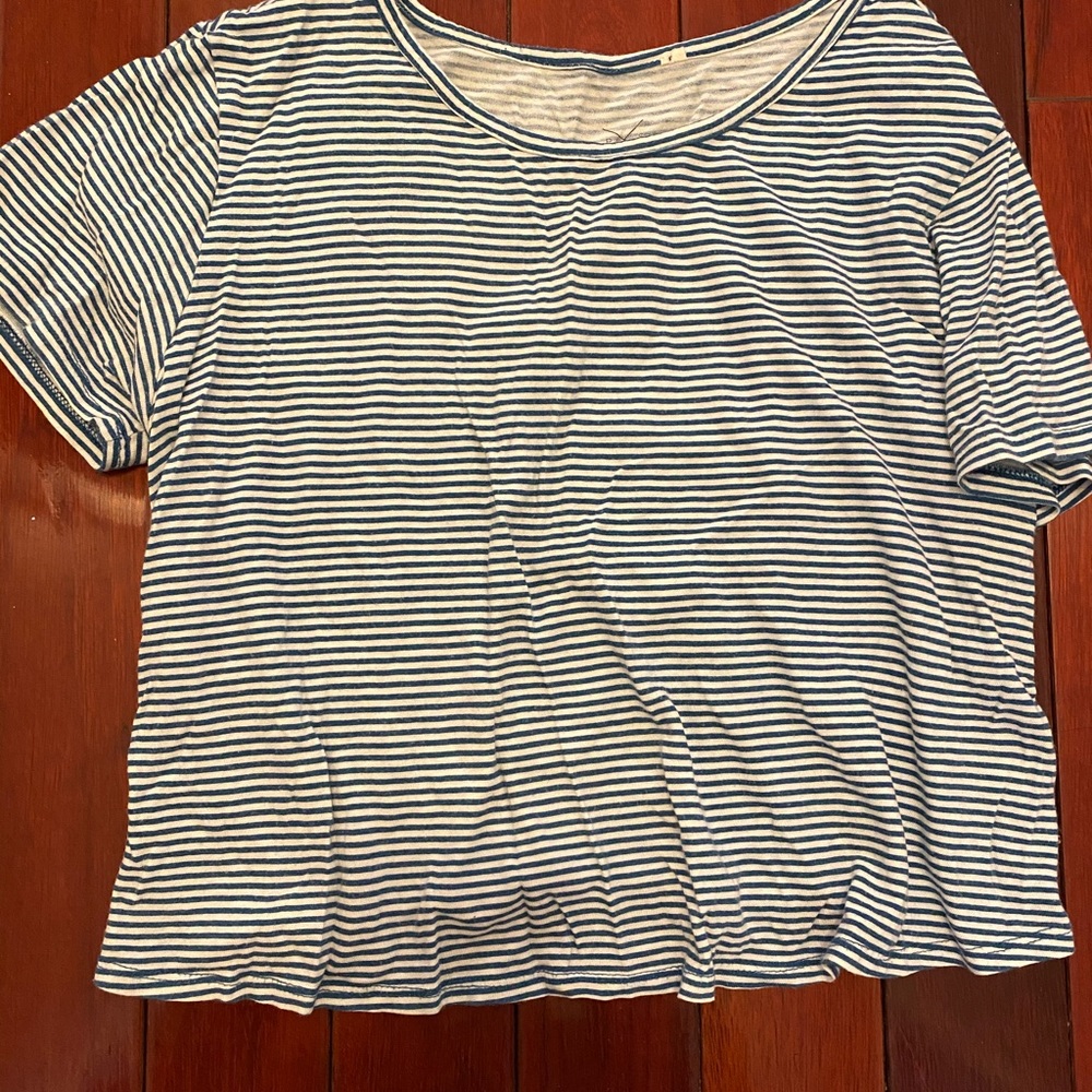 pacsun blue & white striped shirt